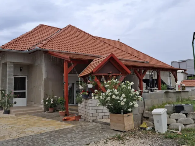 Eladó ház Pécs 130 nm