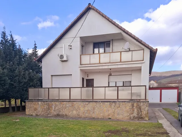 Eladó ház Pécs, Rácváros 206 nm