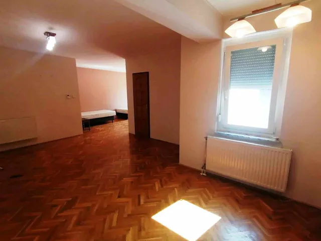 Eladó lakás Pécs, Rókusdomb 99 nm