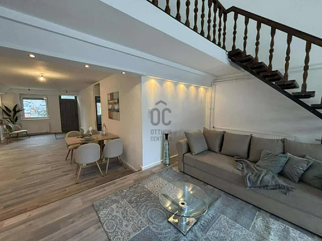 Eladó ház Pécs, Üszögpuszta 200 nm