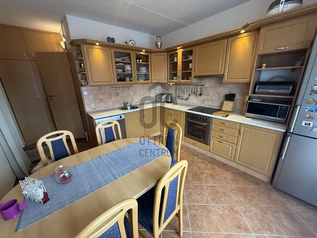 Eladó lakás Pécs, Illyés Gyula út 67 nm