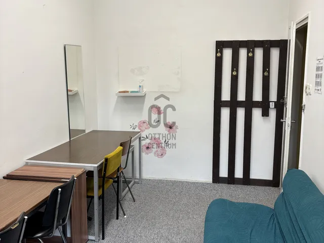 Kiadó kereskedelmi és ipari ingatlan Pécs, Belváros 13 nm