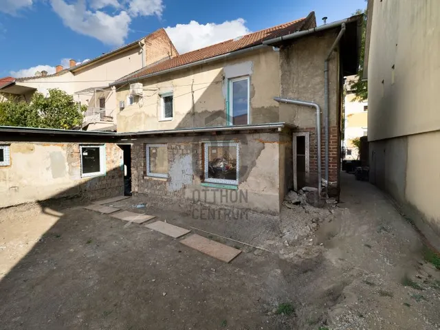 Eladó lakás Pécs, Ispitaalja 73 nm