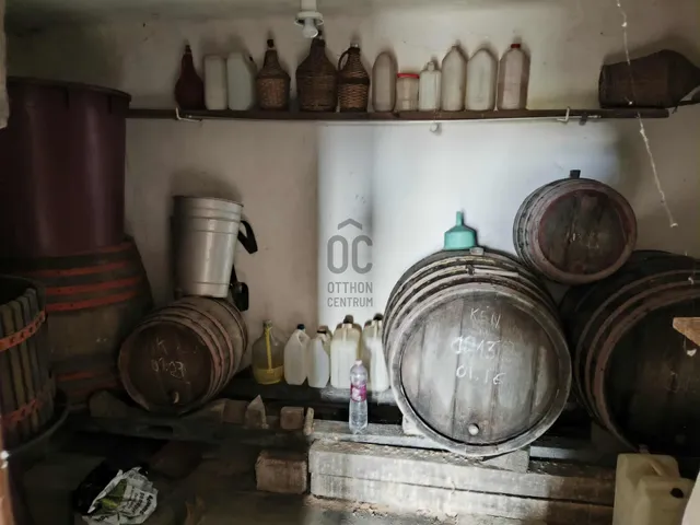 Eladó telek Pécs, Alsómakár dűlő 1987 nm