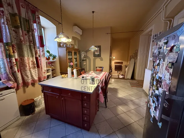 Eladó lakás Pécs, Belváros, Király utca 84 nm