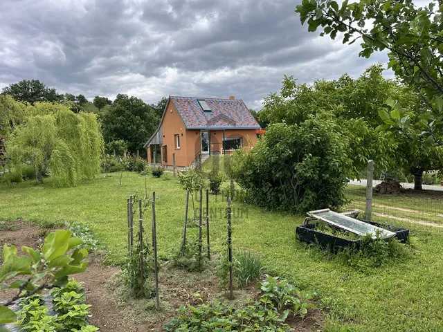 Eladó üdülő és hétvégi ház Kővágószőlős 50 nm