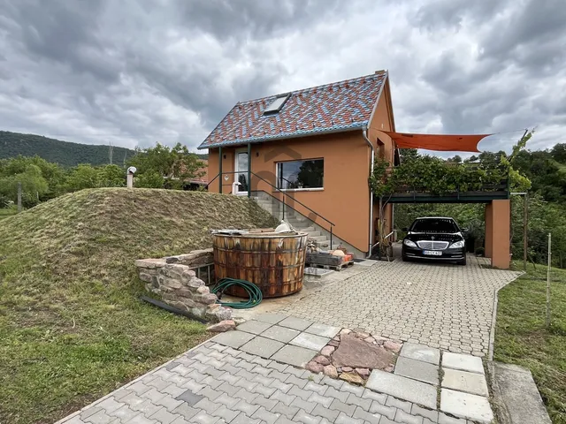 Eladó üdülő és hétvégi ház Kővágószőlős 50 nm