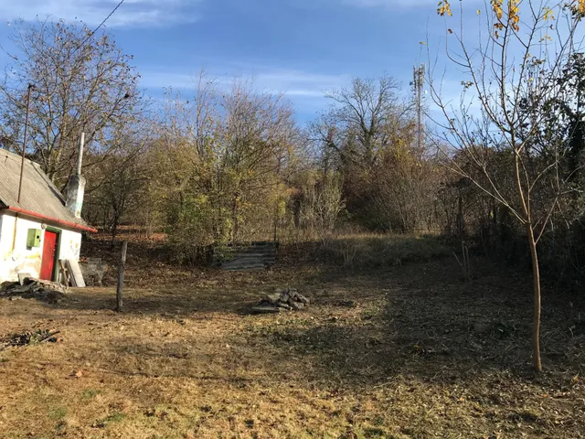 Eladó telek Pécs, Kertváros 1500 nm