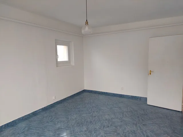 Eladó lakás Pécs, Uránváros 46 nm