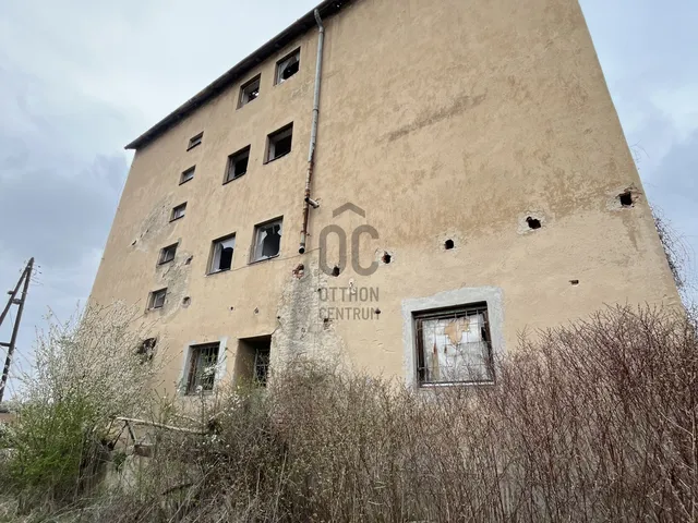 Eladó mezőgazdasági ingatlan Siklós 3927 nm