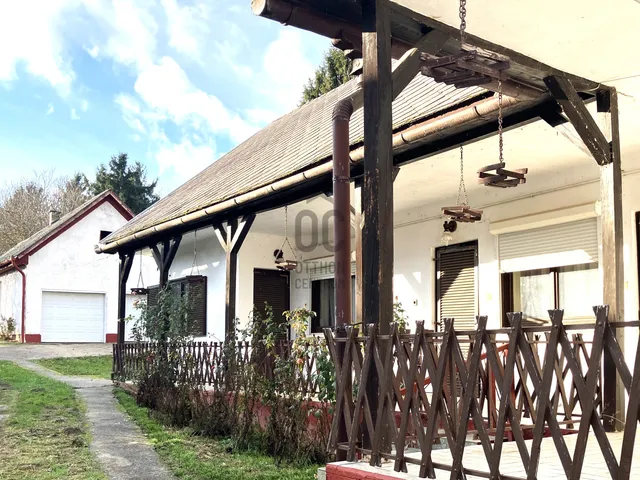 Eladó üdülő és hétvégi ház Igal 133 nm