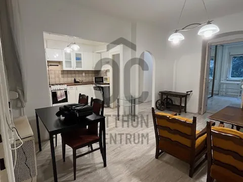 Eladó lakás Pécs, Belváros 65 nm