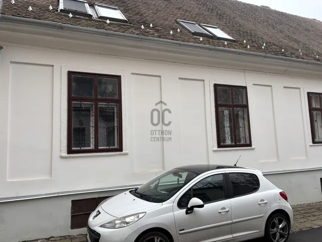 Kiadó lakás Pécs, Belváros 62 nm