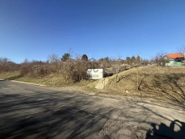 Eladó telek Pécs, Somogy 1740 nm