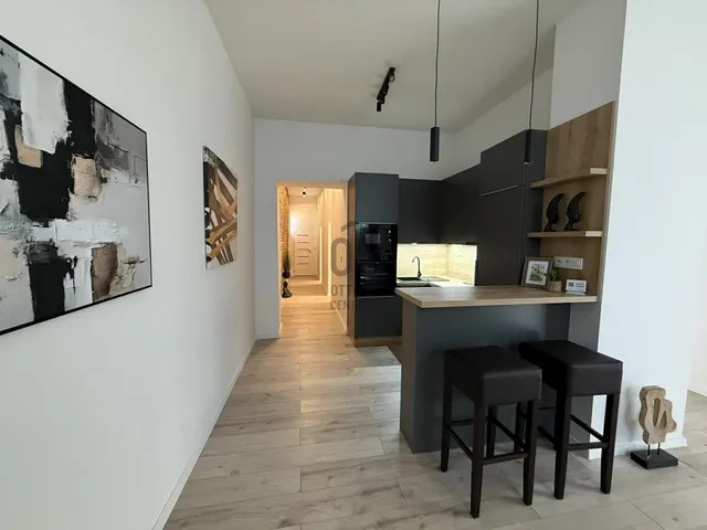 Eladó lakás Pécs, Belváros 70 nm