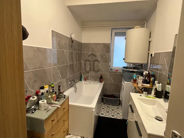 Eladó lakás Komló, Kökönyös 39 nm