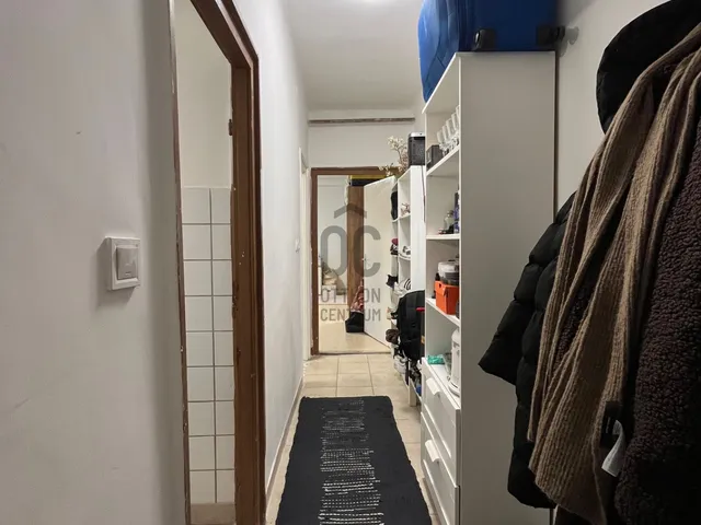 Eladó lakás Komló, Kökönyös 39 nm