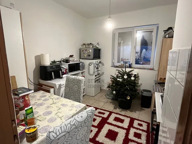 Eladó lakás Komló, Kökönyös 39 nm