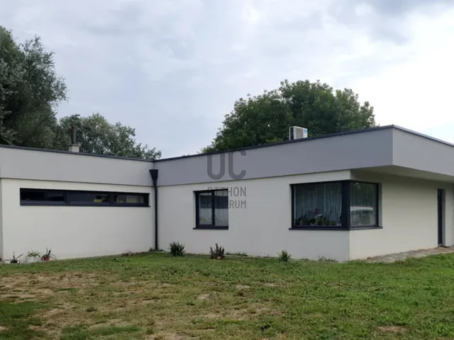 Eladó ház Harkány 234 nm