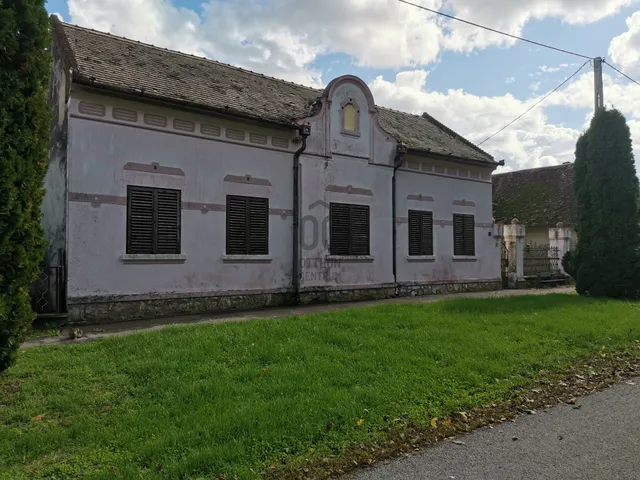 Eladó ház Cún 90 nm