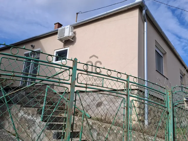 Eladó ház Hosszúhetény 75 nm