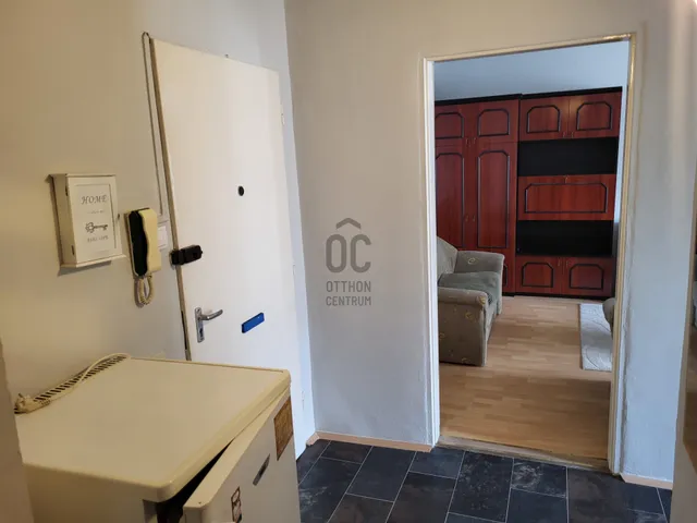 Kiadó lakás Pécs, Egyetemváros 47 nm