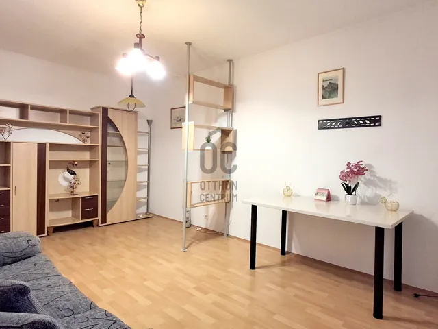 Eladó lakás Pécs, Uránváros 46 nm