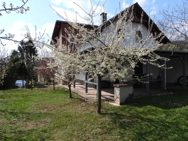 Eladó ház Pécs, Mecsekoldal 140 nm