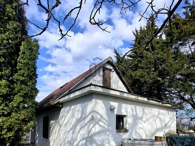 Eladó mezőgazdasági ingatlan Pellérd 1195 nm