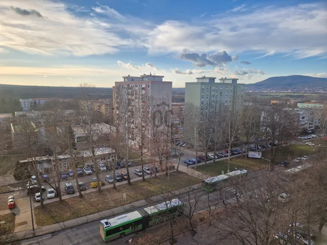 Eladó lakás Pécs, Kertváros 50 nm