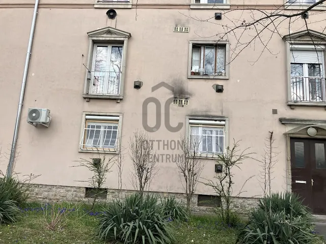 Eladó lakás Pécs, Meszes 36 nm