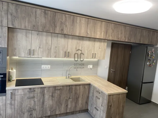 Eladó lakás Pécs, Uránváros 47 nm