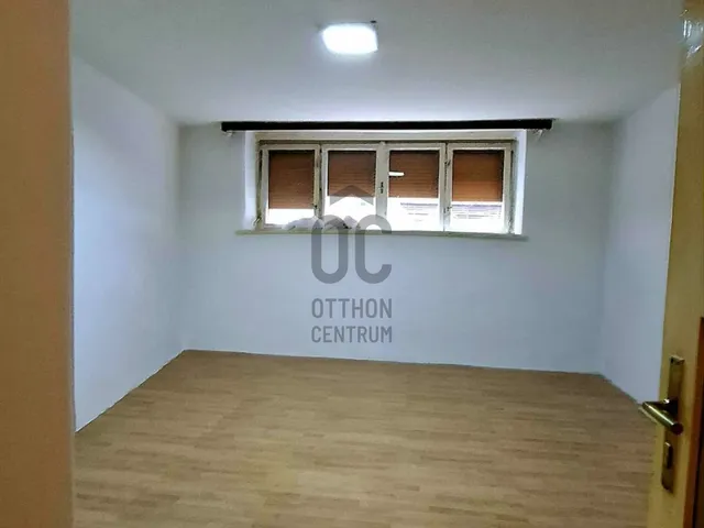 Eladó lakás Pécs, Belváros 36 nm