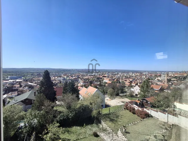 Eladó lakás Pécs, Havihegy 91 nm