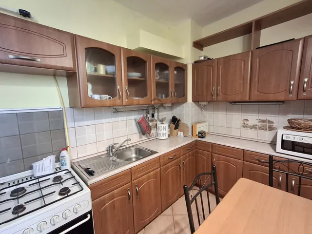 Eladó lakás Pécs, Egyetemváros 47 nm