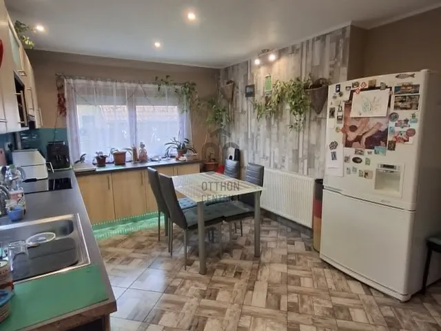 Eladó lakás Pécs, Ispitaalja