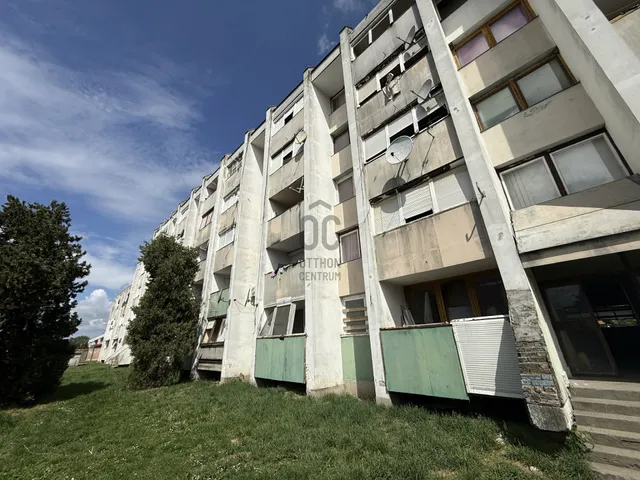 Eladó lakás Szigetvár, Munkás utca