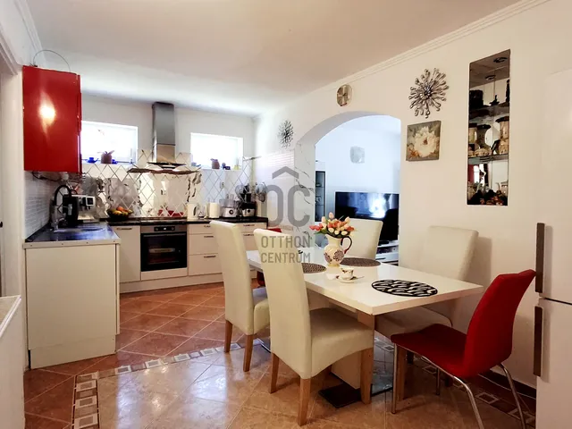 Eladó ház Pécs 172 nm