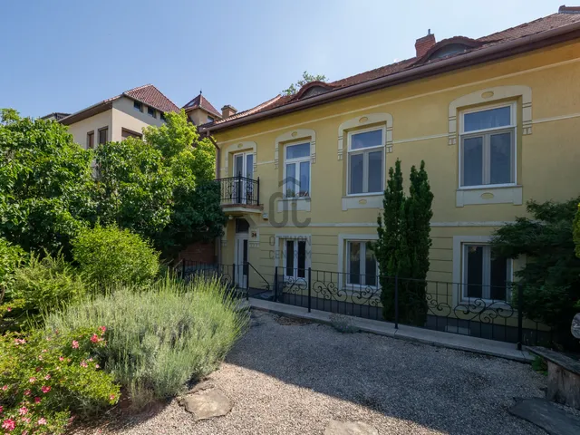 Eladó ház Pécs, Belváros 116 nm