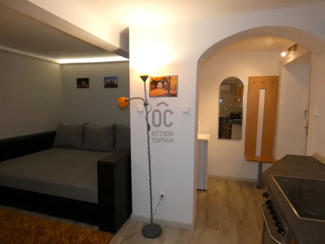 Eladó lakás Pécs, Egyetemváros 26 nm