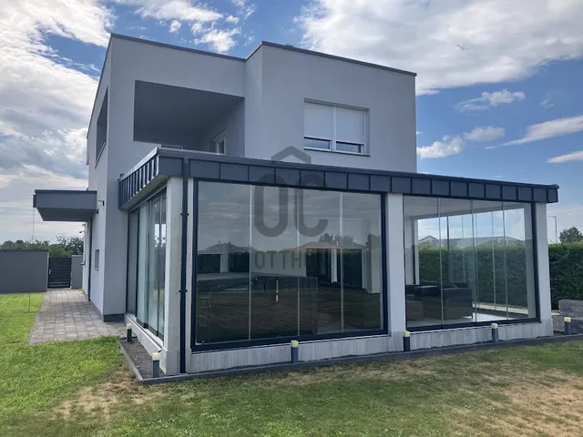 Eladó ház Siófok, Fokihegy 150 nm