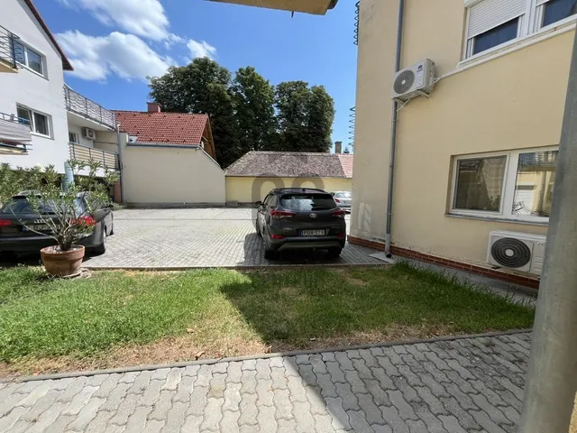 Eladó lakás Harkány