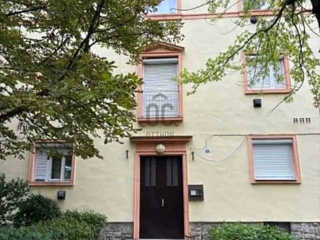 Eladó lakás Pécs 28 nm