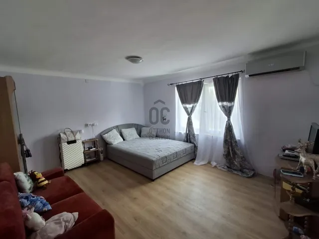 Eladó ház Bakonya 1605 nm
