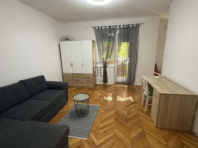 Eladó lakás Pécs, Belváros, Petőfi utca 65 nm
