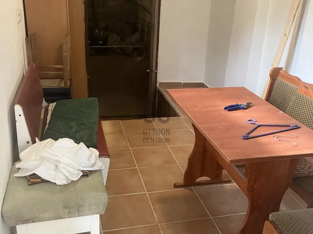 Eladó ház Komló 20 nm