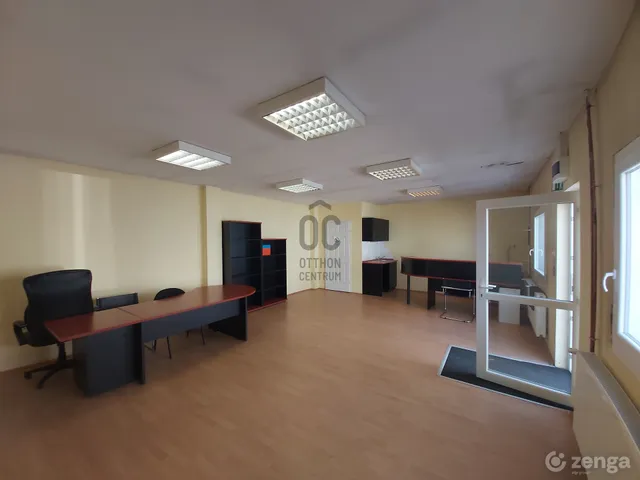 Kiadó kereskedelmi és ipari ingatlan Pécs 132 nm