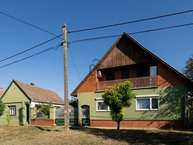 Eladó ház Nagytótfalu 140 nm