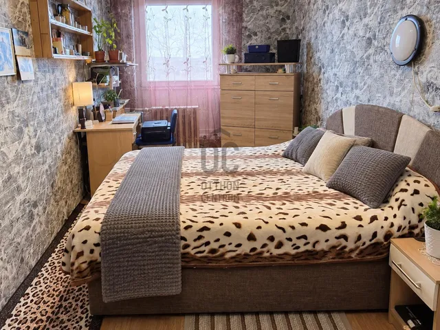 Eladó lakás Komló, Szilvás 63 nm