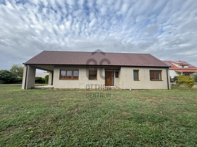 Eladó ház Kozármisleny 115 nm
